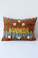 Bonheur Diamond Cushion