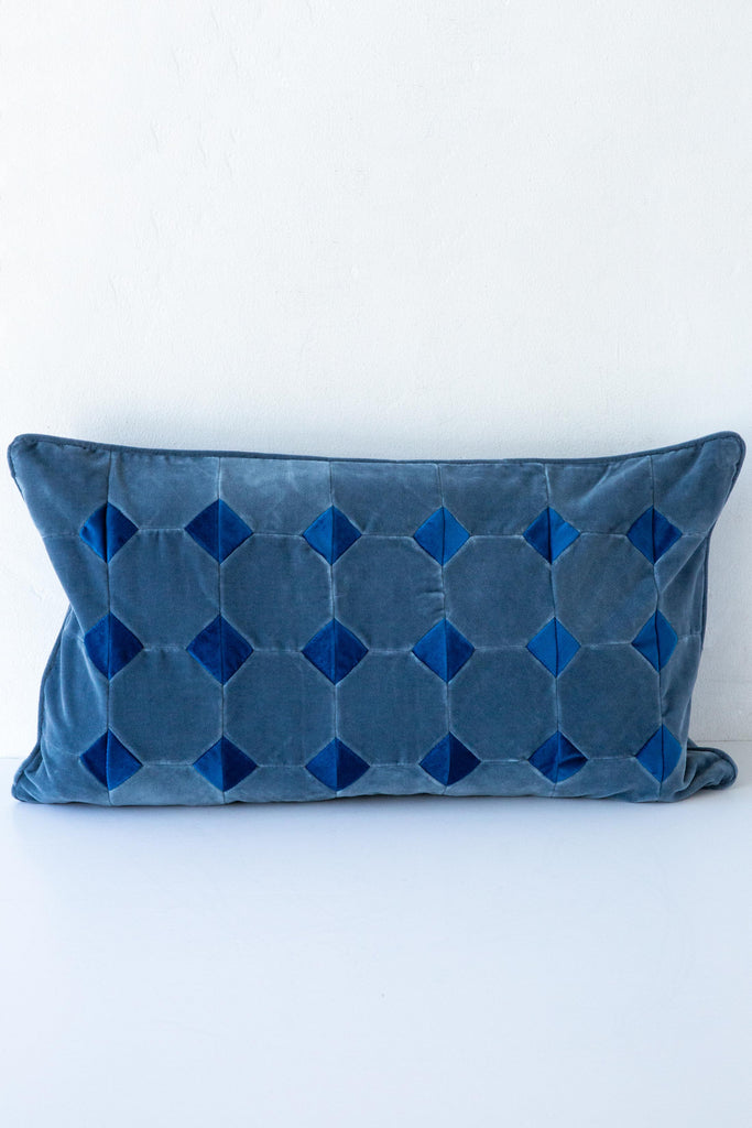 Violeta Cushion