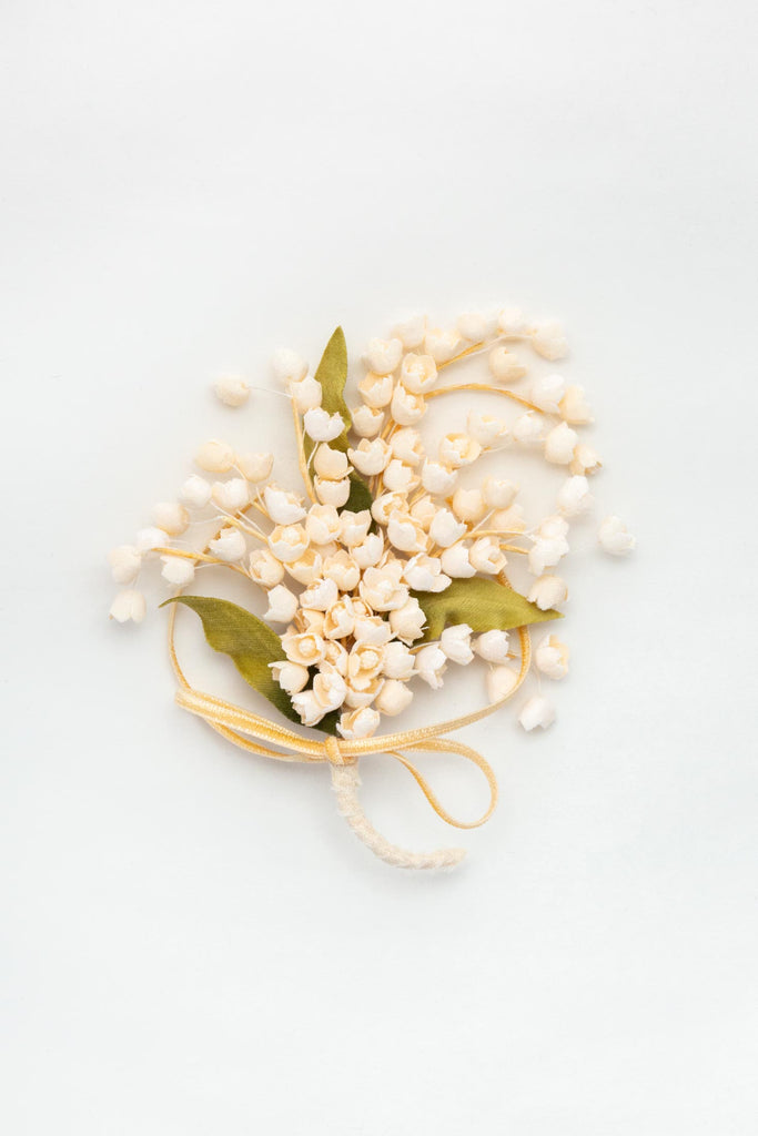 Thrush Dual Clip Corsage