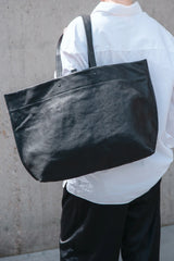 Kiki Matte Tote