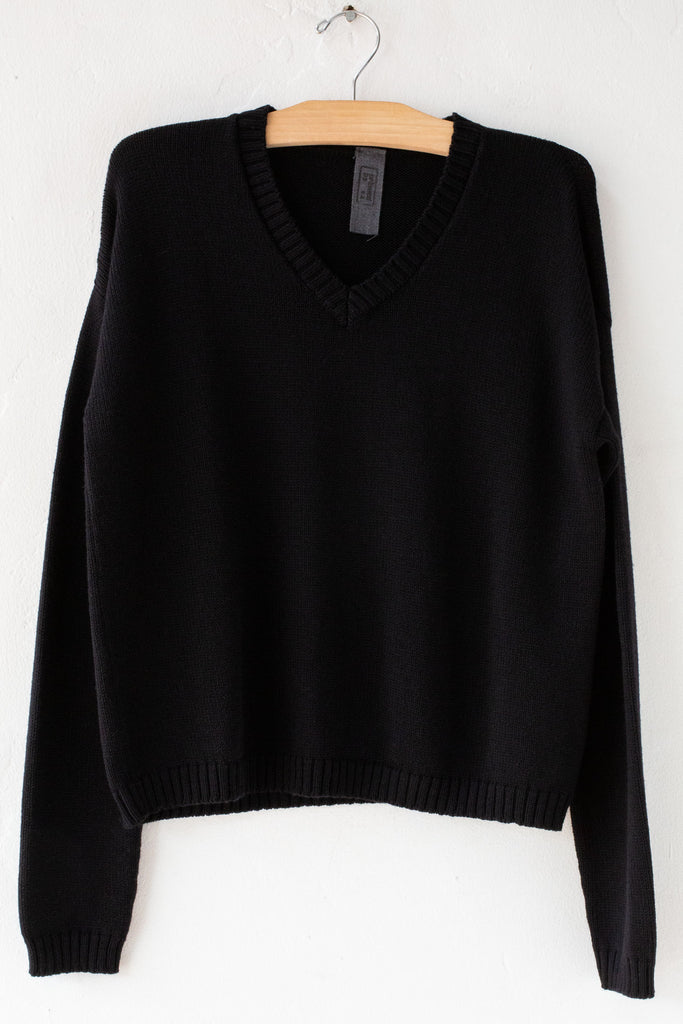 T-F 232 V Sweater