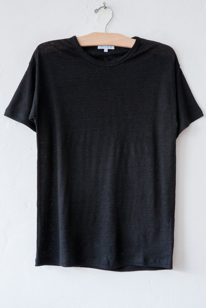 lost & found black linen short sleeve tee